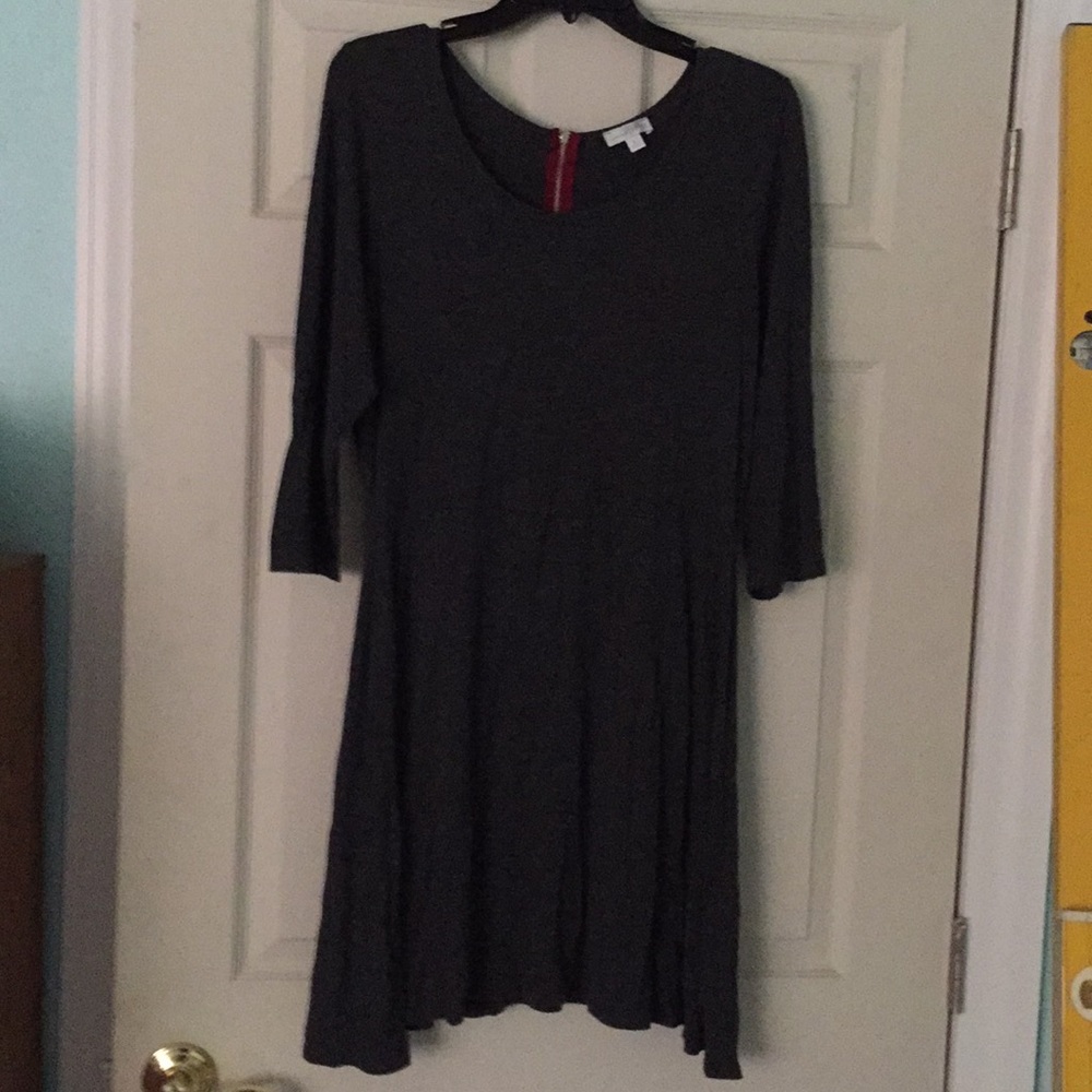 Quarter length sleeve dress